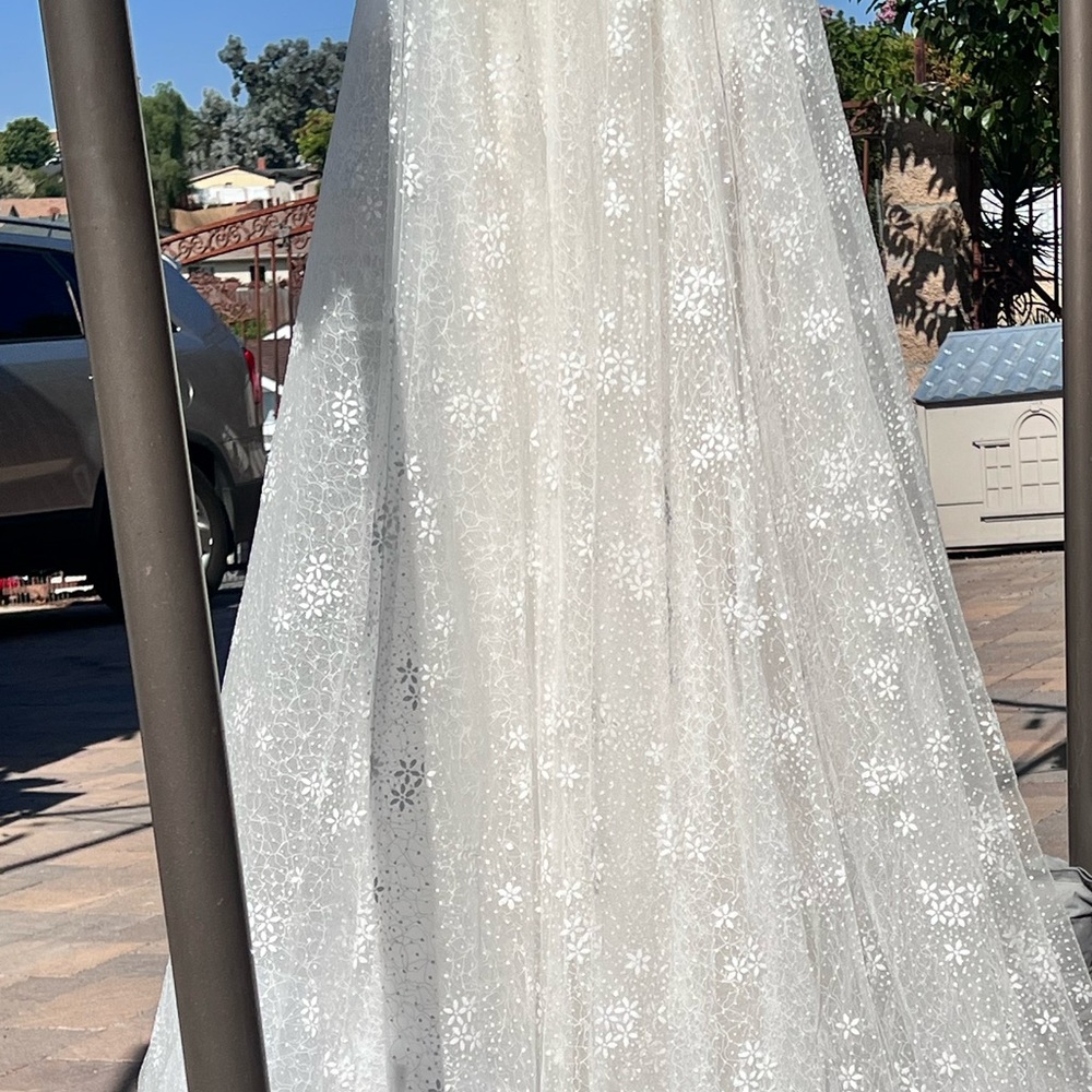 Anne Barge wedding dress - Picture 11 of 14
